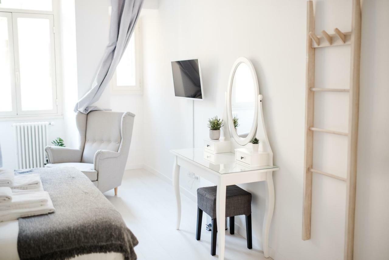 White Fanti Apartment Rome Extérieur photo